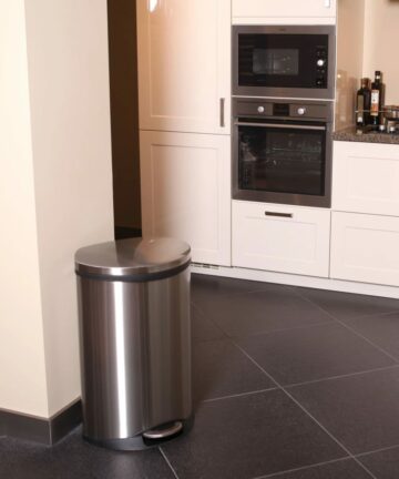 EKO Tretmülleimer Shell 50 L Matt Silbern